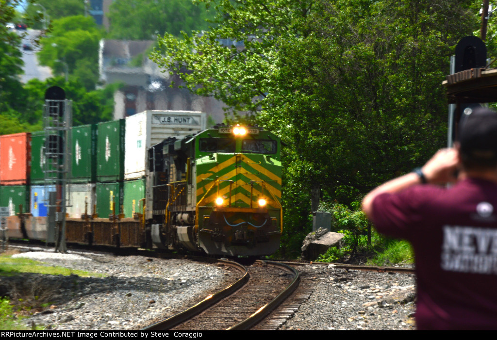 Fifth & final 70-300mm telephoto lens shot of NS 1072 